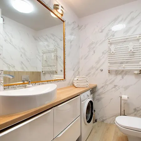 Tit Kasprowicza Apartment Kolobrzeg
